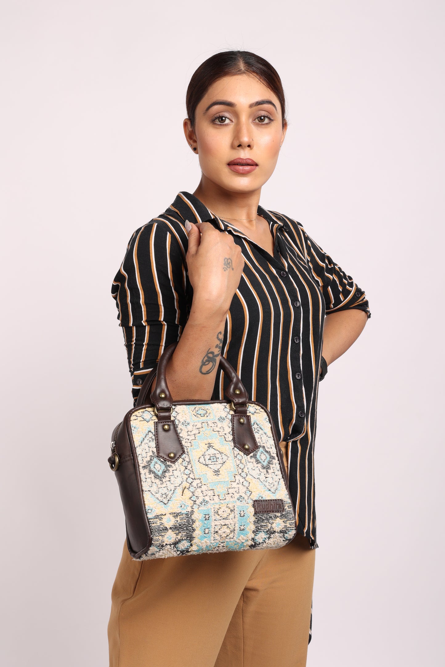 Esly Bird's Eye Print Satchel Bag - The Ultimate Blend of Luxury and Style