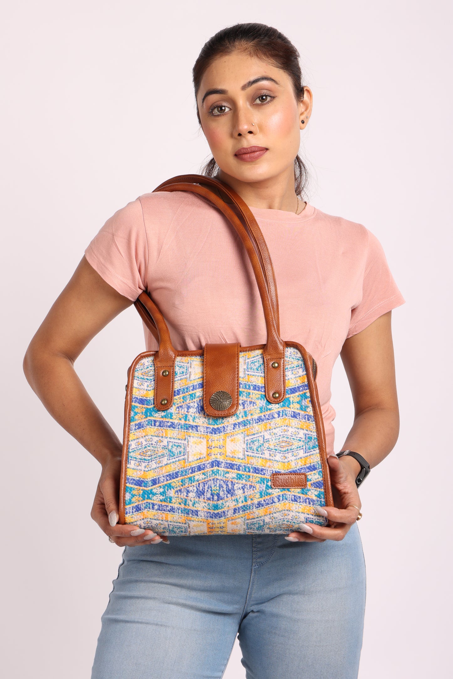 ESLY's Unique and Luxurious Ripples Print Shoulder Bag