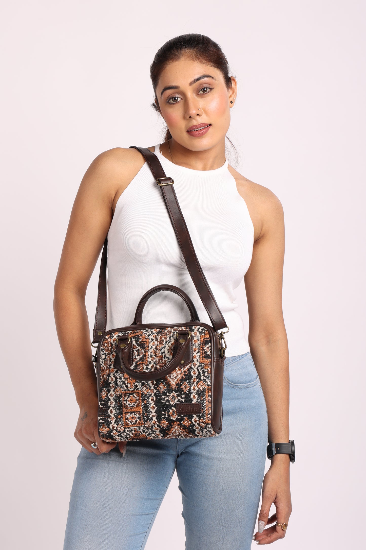 Esly Damask Print Satchel Bag - The Ultimate Blend of Luxury and Style